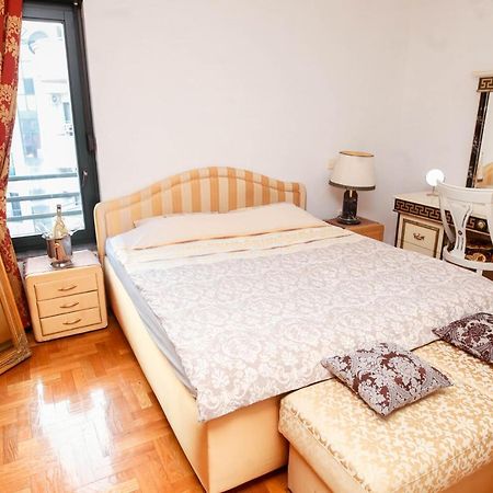 Ugodan I Luksuzan Apartman バニャ・ルカ エクステリア 写真