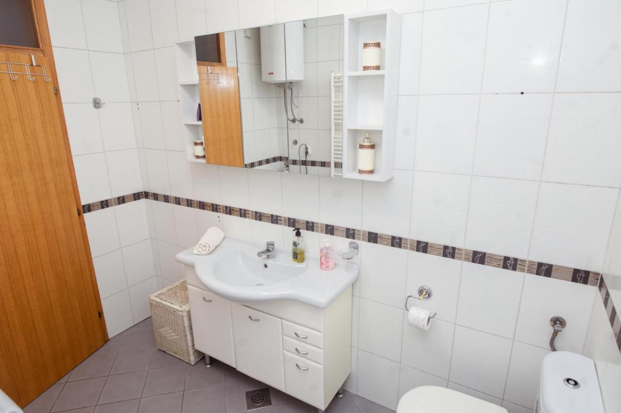 Ugodan I Luksuzan Apartman バニャ・ルカ エクステリア 写真