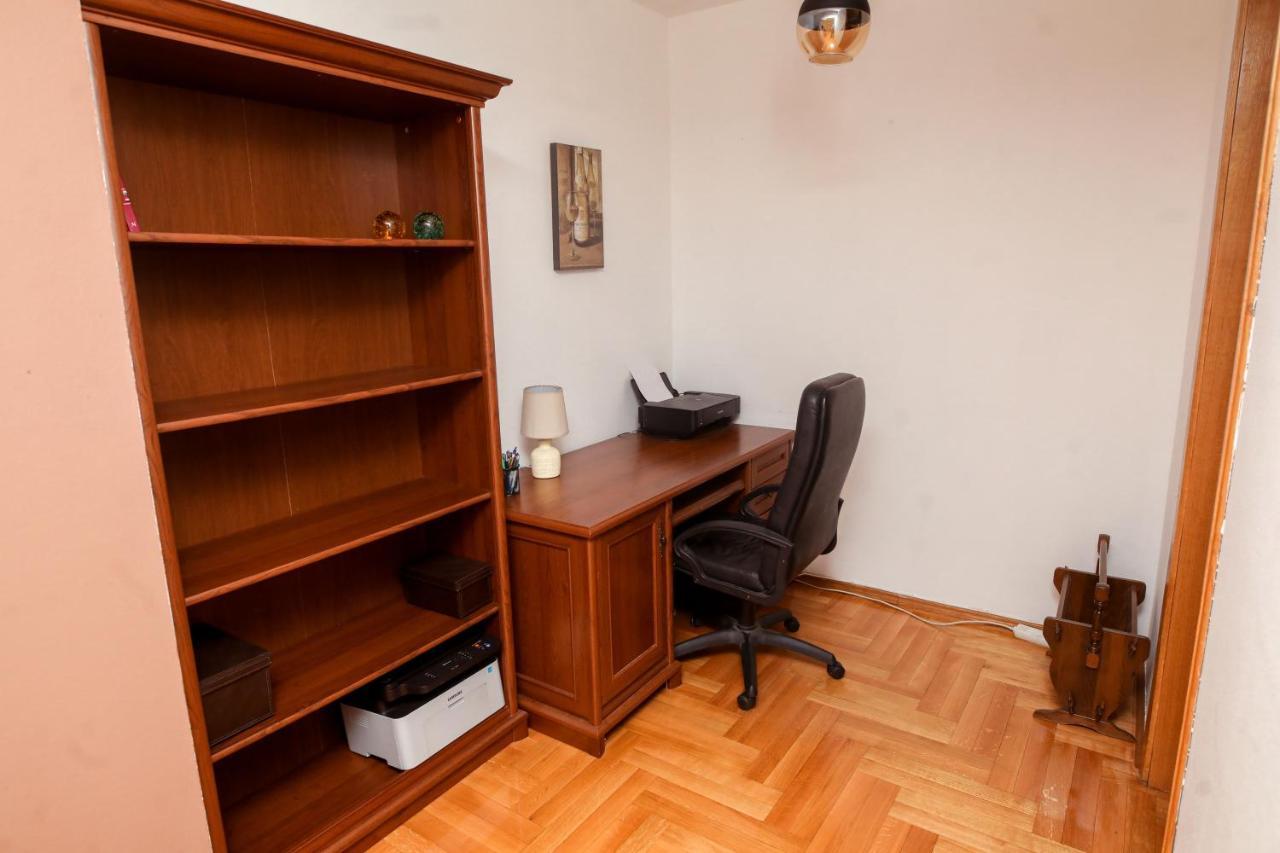 Ugodan I Luksuzan Apartman バニャ・ルカ エクステリア 写真